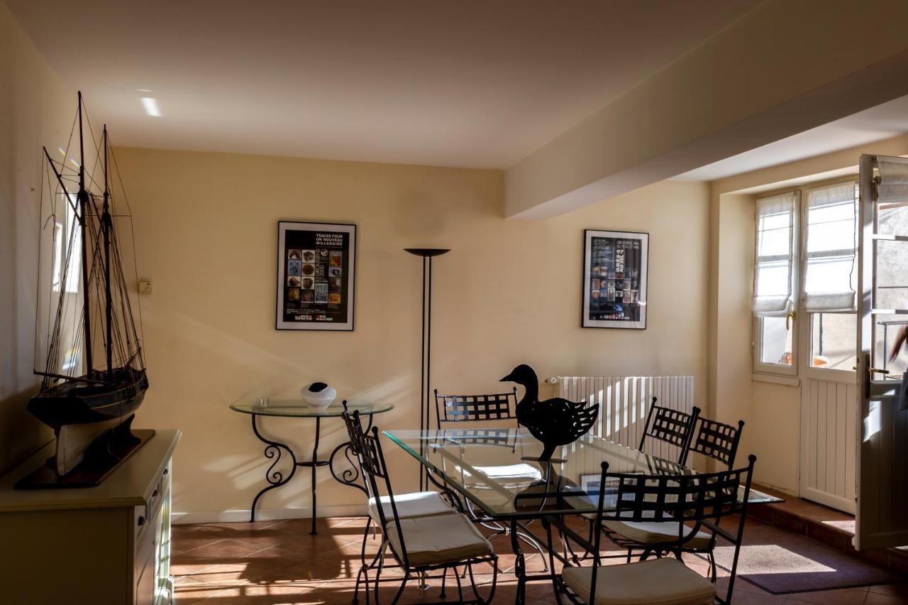 ¨Gite Du Cafe Suquet Giroussens Ngoại thất bức ảnh